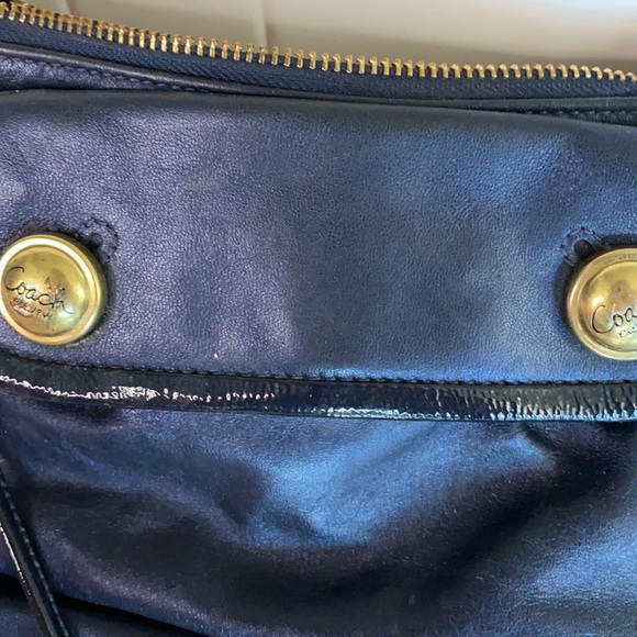 Navy blue Coach swing pack - Picture 3 of 6